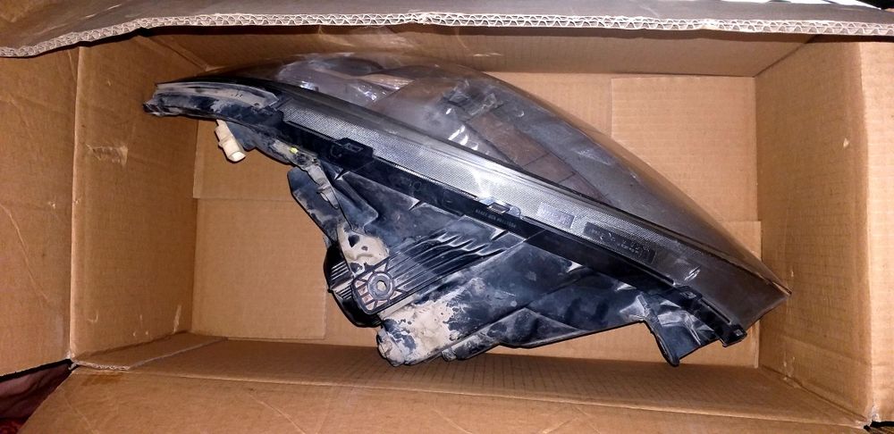 Джентра алдынгы еки фара