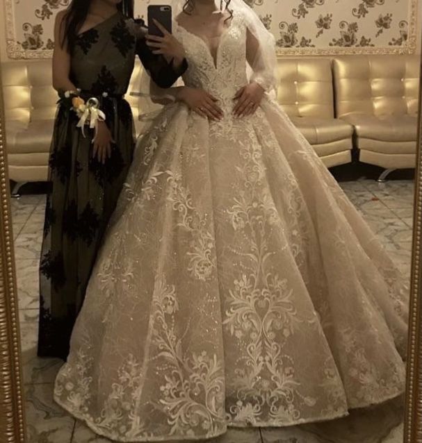 Свадебное платье.