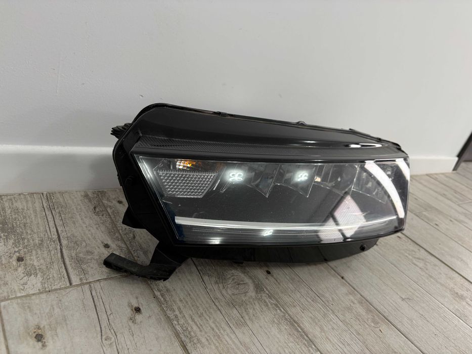Far stanga full led Skoda Octavia 4 dupa 2020 original cod 5E4941015