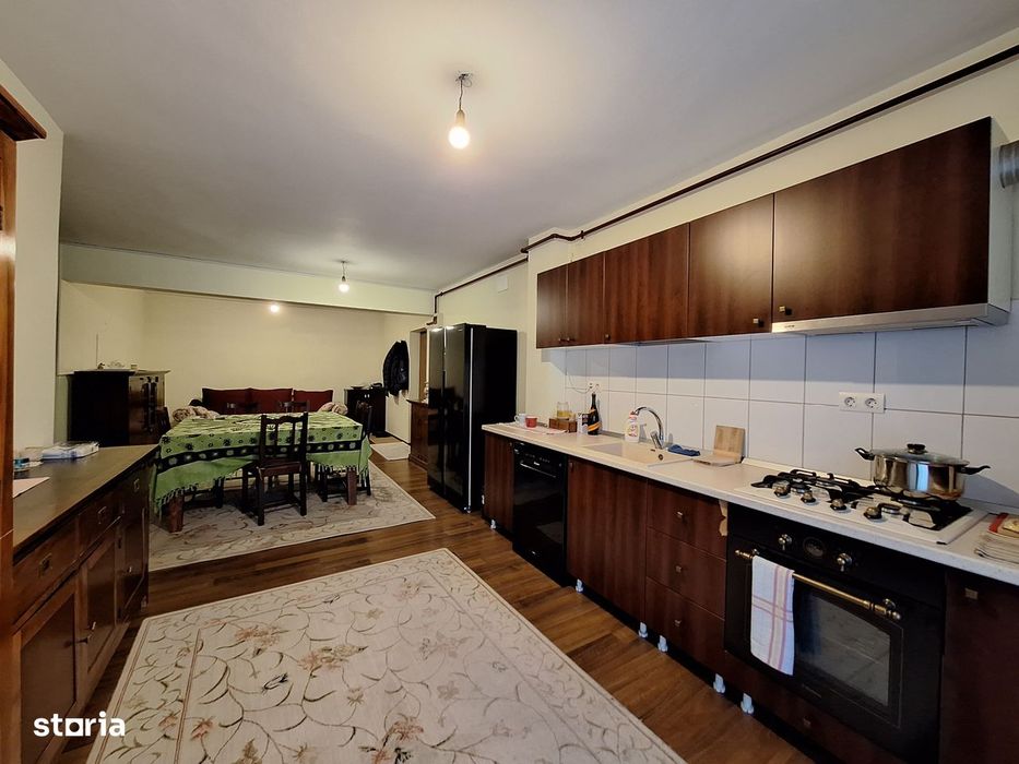 Apartament cu 2 camere, 57 mp, balcon, zona Florilor — fotografia 3