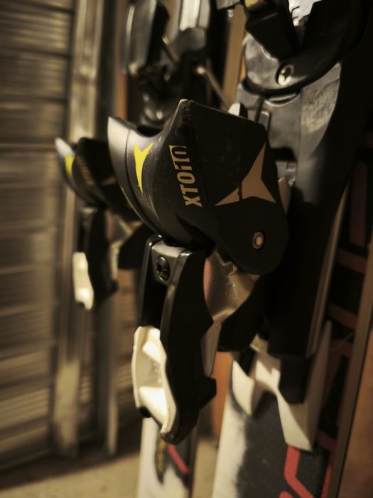 Atomic Redster LT 174см карвинг ски