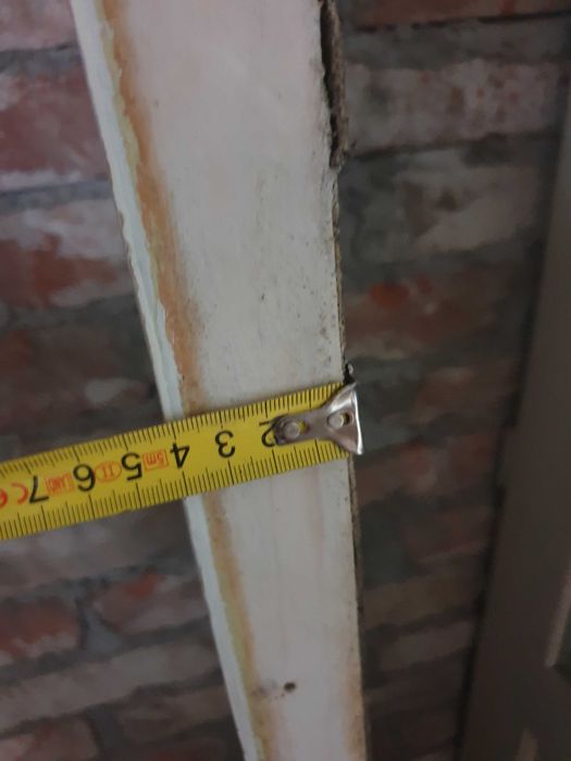 Vand usi lemn masiv model vechi