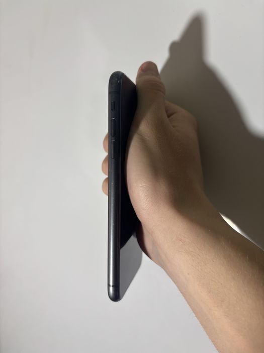 iPhone 11 64 gb. (Black)