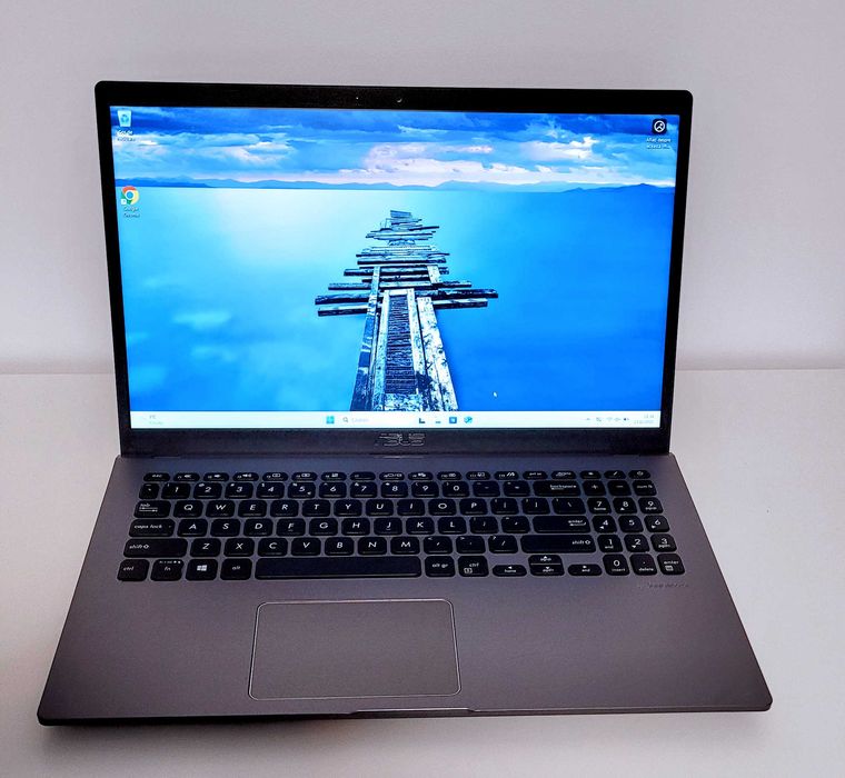 Laptop ASUS VivoBook, Intel i3, SSD, Windows 11