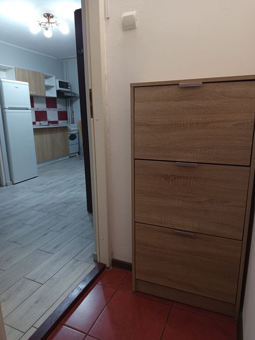 Închiriez garsonieră 18 m pătrați
