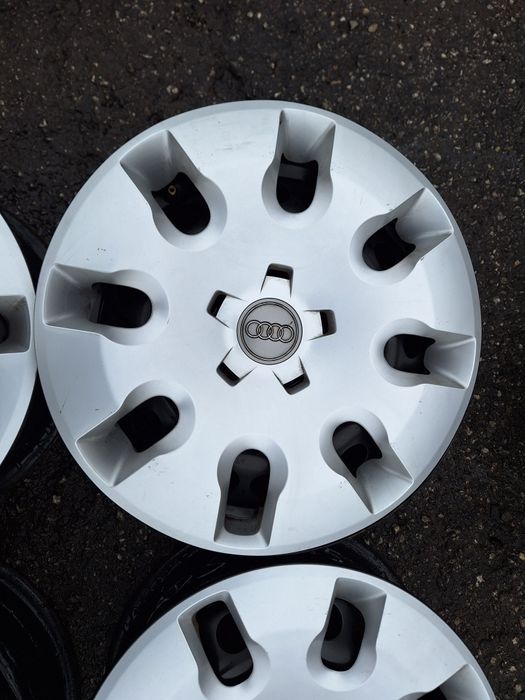 Ауди 3-15цола-5/100-оригинални с тасове