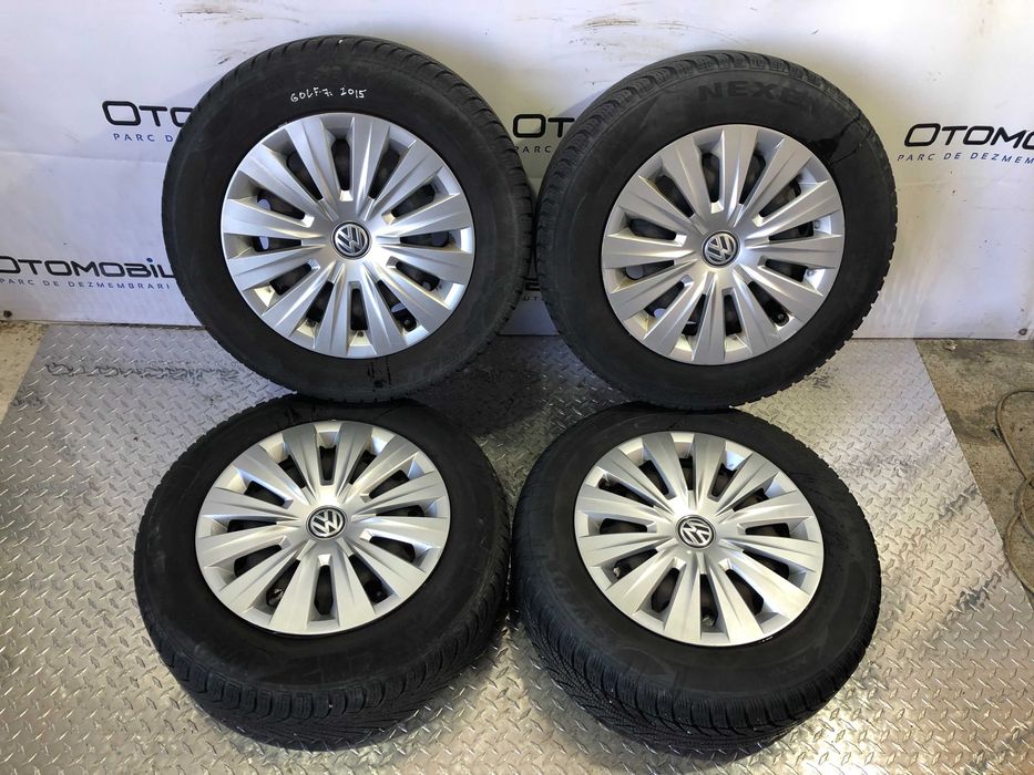 Set 4 Roti Golf 7  Anvelope de Iarna 195/65 R15