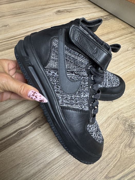 Оригинални кецове Nike Lunar Force1 Flyknit ! 37,5 н