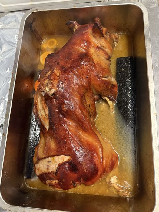 Печени Агнета и прасета