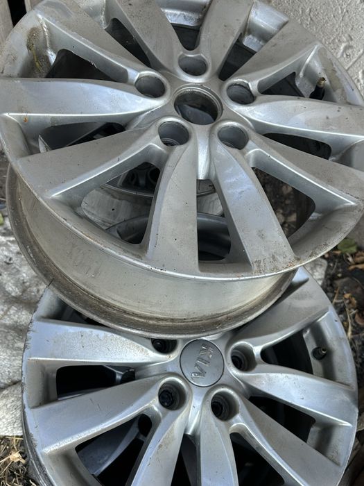 Продам диски на киа