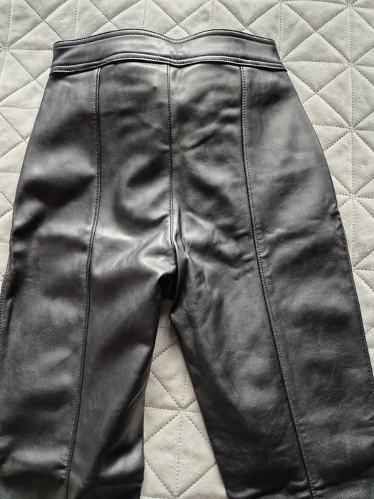 Панталон еко кожа