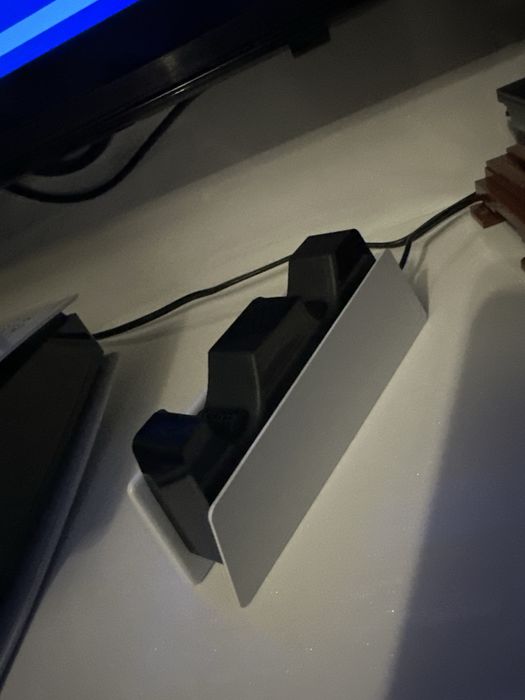 Playstation 5 digital 1tb + charging station +3 ani garantie