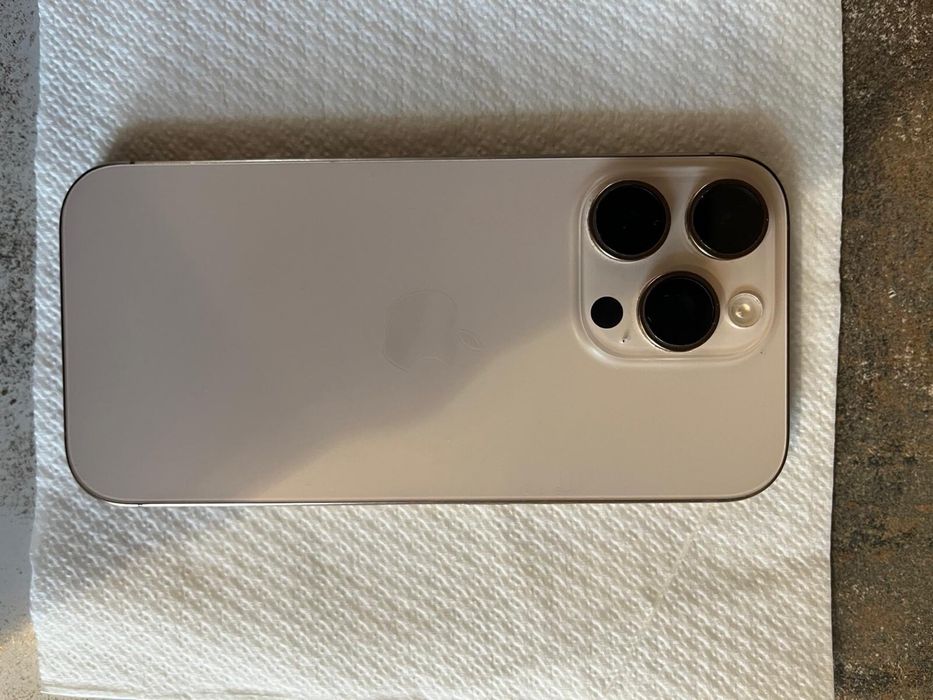 iPhone 16 Pro Desert Titanium 128GB