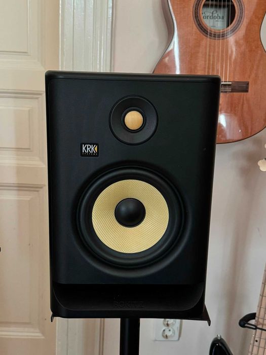 KRK Rokit 7 G4 – Pereche monitoare de studio active