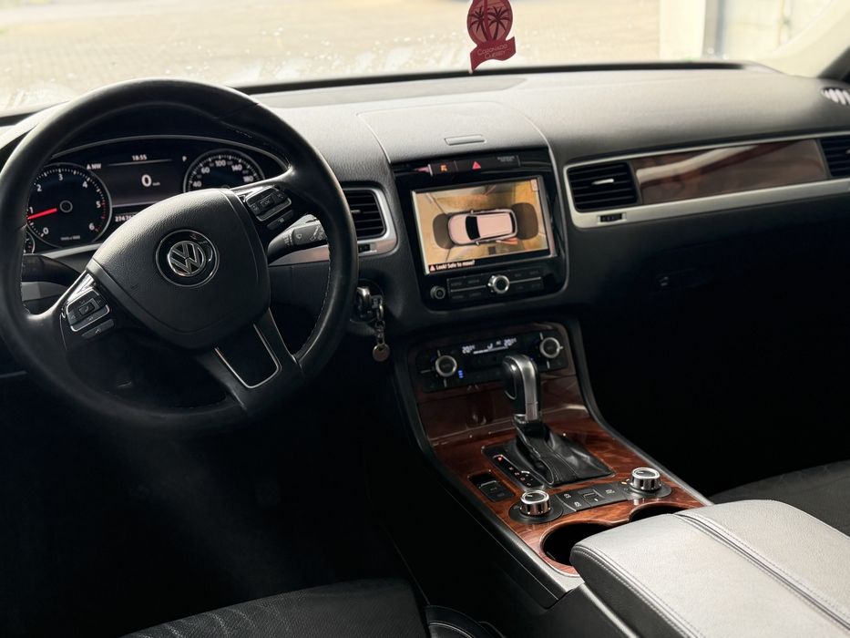 Volkswagen Touareg II (7P)