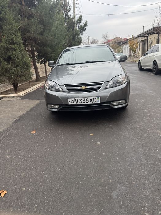 Jentra aftamat arenda