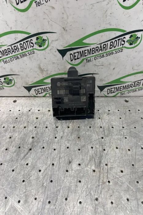 Modul control usa fata dreapta 8T0 959 792 D 8T0 959 792 D Audi A4
