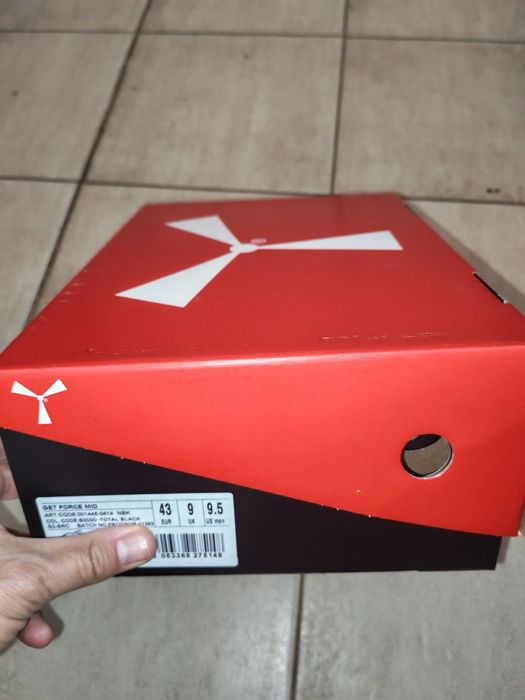 43 номер.Чисто нови боти с бомбе