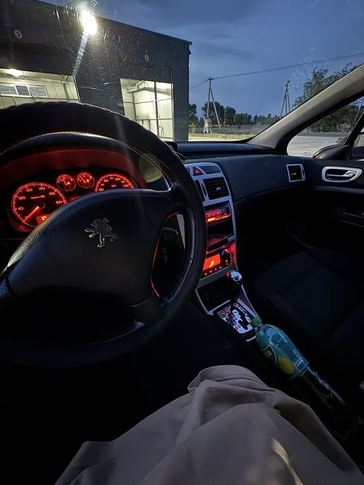 Продам машину Peugeot 307