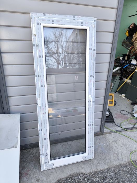 Окно пластиковое