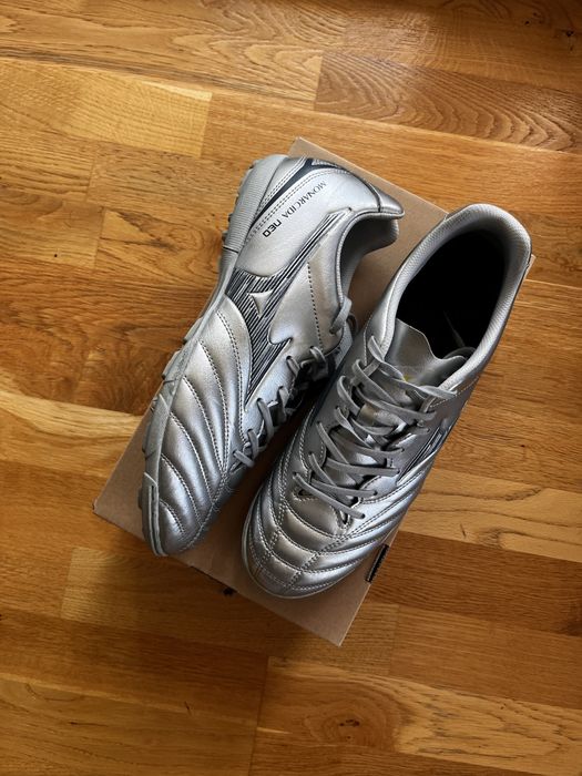 Футболни обувки Mizuno