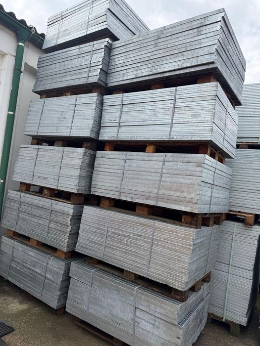 Grilaje zincate galvanizate