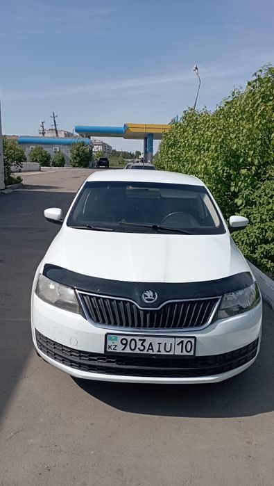 Шкода рапид 2014 года