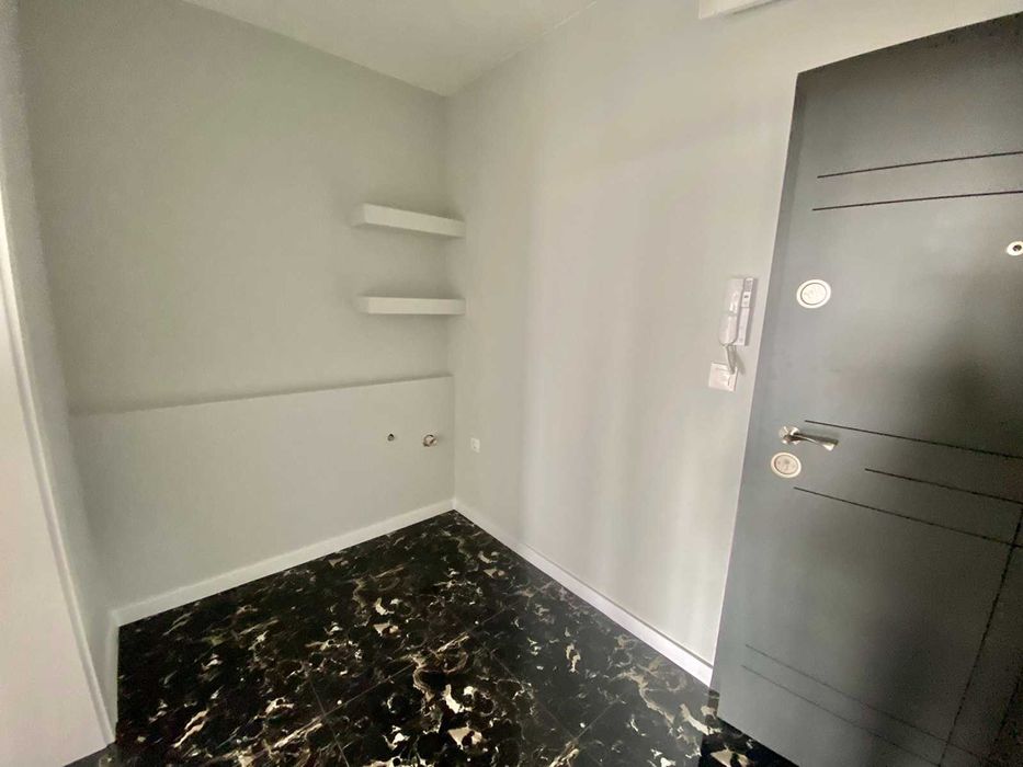 Продава се Двустаен апартамент в Пловдив, Остромила - 65 кв.м за 1400 €/кв.м - Снимка #2