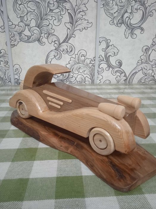 Машинки из дерева