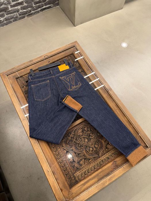 Blugi Louis Vuitton premium !