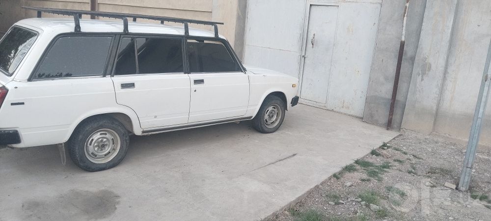 Jiguli vaz 2104 yili 1988 benzinda