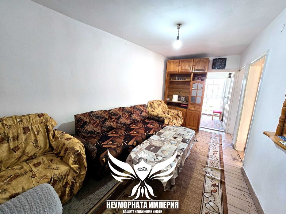 Продава се Тристаен апартамент в Асеновград - 70 кв.м за 1072 €/кв.м - Снимка #2