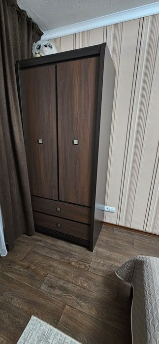 Продам спальный гарнитур