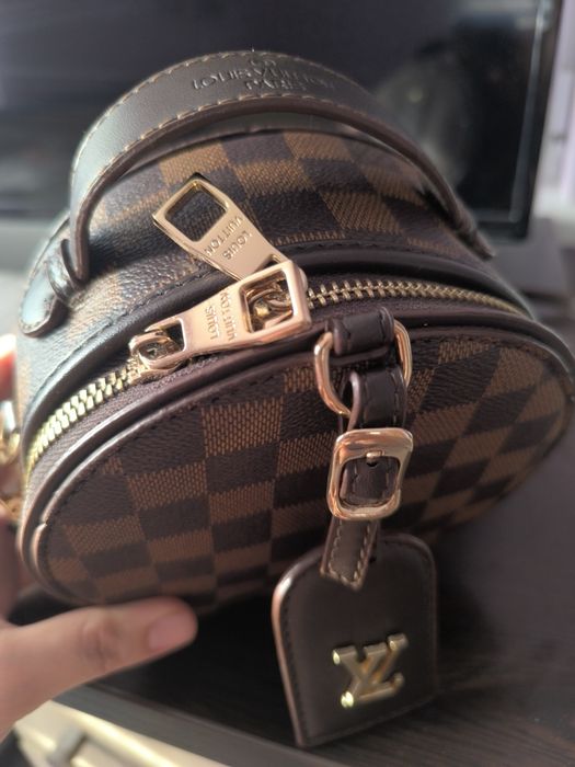 Маркова чантичка бижу LV ползванс броени пъти