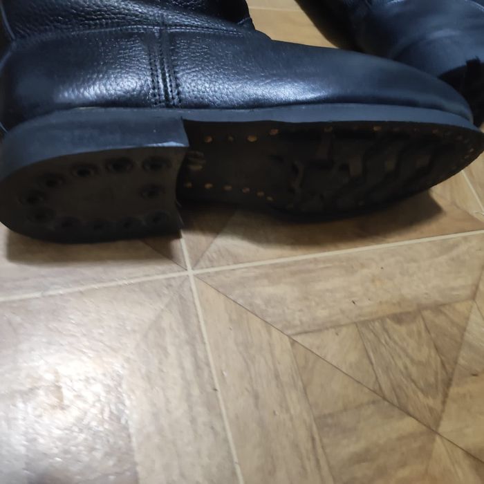 Срочно пролам берцы