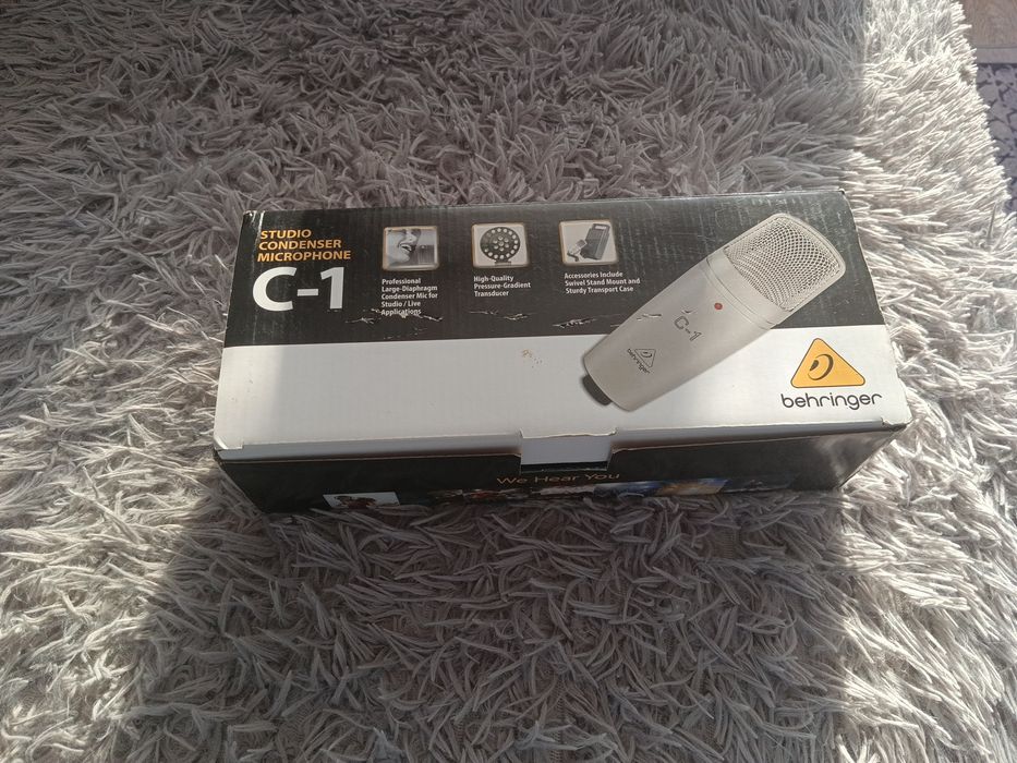 Конденсаторный микрофон