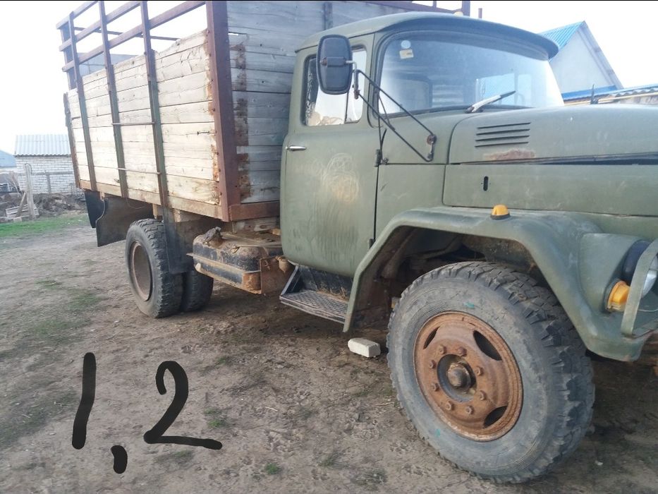 Зил және трактор мтз 80 сатылады