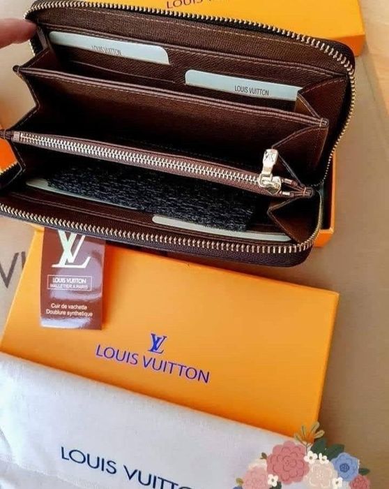 Portofele piele naturală Louis Vuitton, cutie, saculet, etichetă