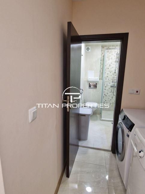 Дава се под наем Двустаен апартамент в Варна, Център - 70 кв.м за 625 € - Снимка #4