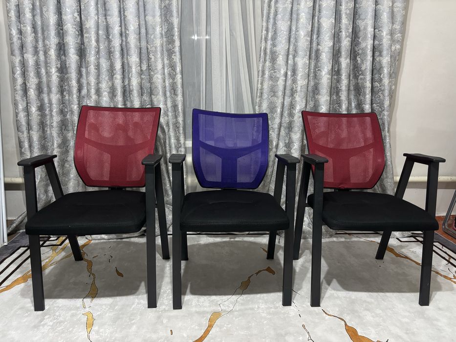 офисной мебель кресло стол