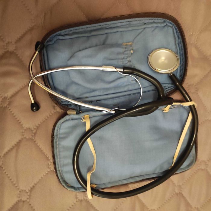 Медицински стетоскоп (слушалка)