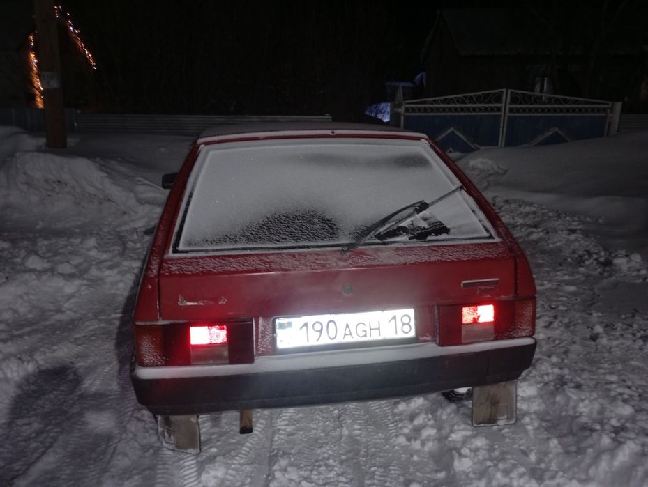 Ваз 2109  на полном ходу