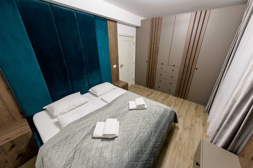 Apartament cu terasa si beci