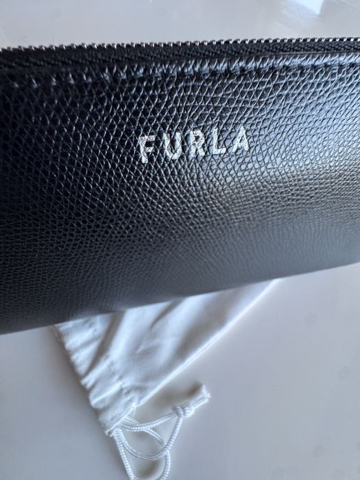 Furla черно портмоне голямо