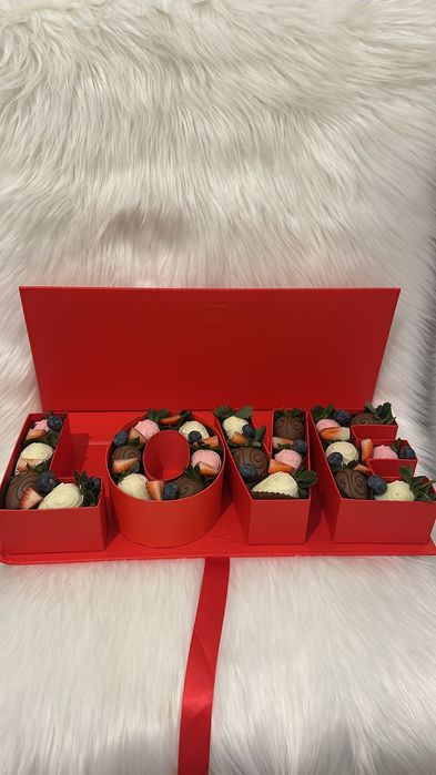 Клубника в шоколаде. Астана