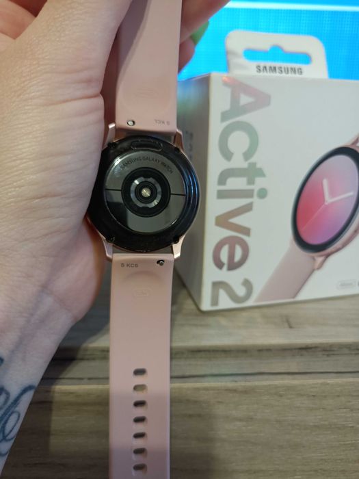 Смарт часовник Самсунг
