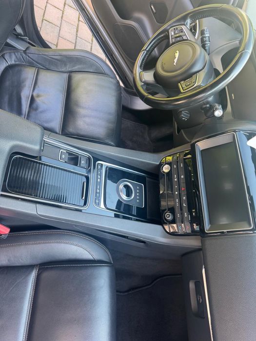 Jaguar FPace 2.0 d