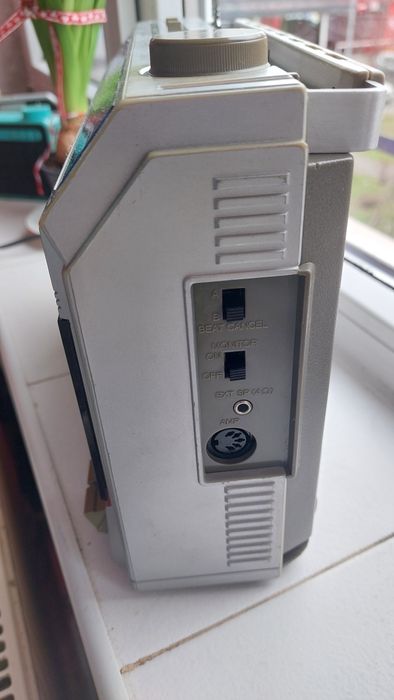 radiocasetofon sharp GF-1740