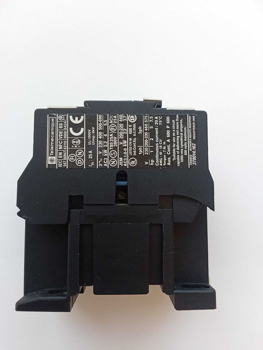 Контактори Telemecanique LC1-D09-01 – налични 6 броя – тествани, работят отлично