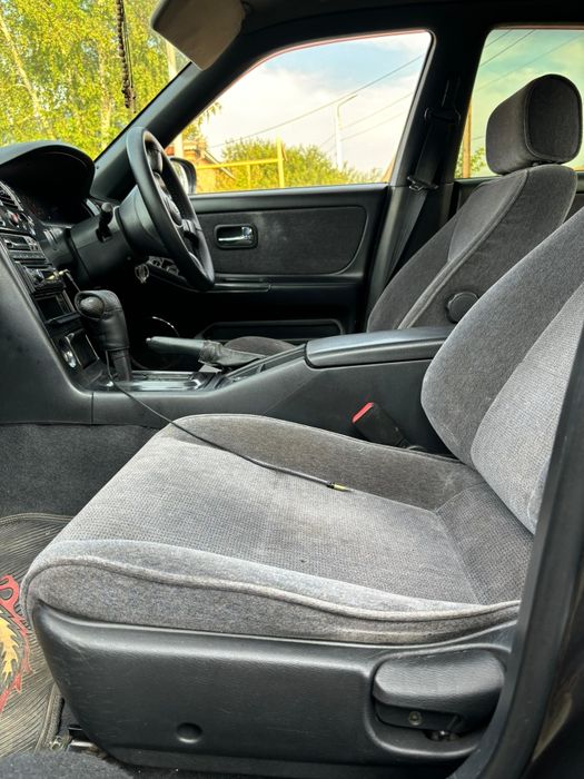 Салон skyline r33